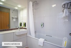/imageLibrary/Images/5936 airport hotel premier inn example double bathroom