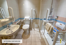 /imageLibrary/Images/8215 gatwick sandman signature accessible bathroom.png