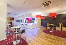 /imageLibrary/Images/84388 travelodge hotel 0005 Gatwick Airport Cent BARCAFE 2208