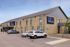 /imageLibrary/Images/84388 travelodge hotel 0014 LEEDS BRADFORD AIRPORT EXTERIOR