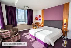 /imageLibrary/Images/5936 airport hotel premier inn example accessible room