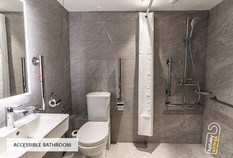 /imageLibrary/Images/6265 london heathrow airport radisson hotel 6 accessible bathroom