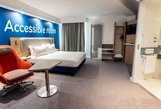 /imageLibrary/Images/6573 stansted holiday inn express 13 accessible room