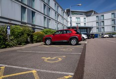 /imageLibrary/Images/6573 stansted holiday inn express 9blue badge parking
