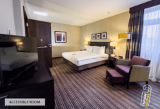 /imageLibrary/Images/8277 LGW Crowne Plaza Accessible Room.png