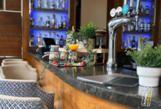 /imageLibrary/Images/8277 LGW Crowne Plaza Bar92 Cocktail.png