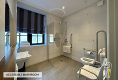 /imageLibrary/Images/8377 gatwick stanhill court accessible room bathroom.png