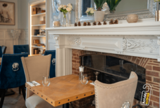 /imageLibrary/Images/8377 gatwick stanhill court restaurant fireplace.png