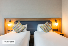 /imageLibrary/Images/9279 MAN CROWNE PLAZA TWIN ROOM 2.png