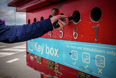 /imageLibrary/Images/gatwick holiday extras park and ride key box