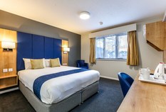 /imageLibrary/Images/stansted days inn double room